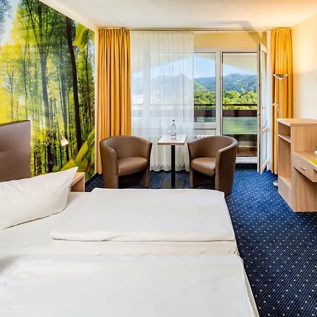 מלון Ahorn פרידריכרודה