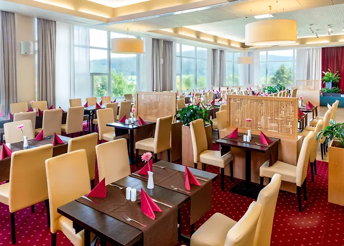 Ahorn 3* フリードリッヒローダ